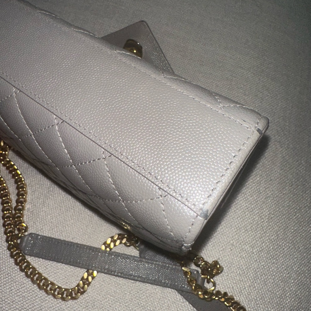 Yves Saint Laurent Gray Quilted Leather Chain Bag - Picture 13 of 16
